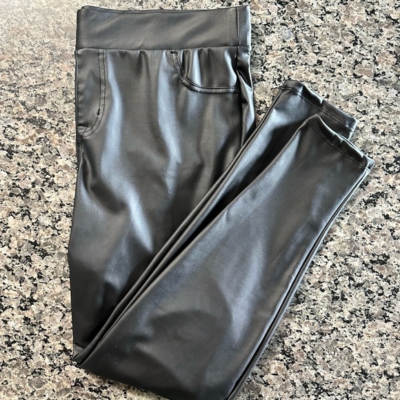 Torrid leggings - Picture 1 of 4